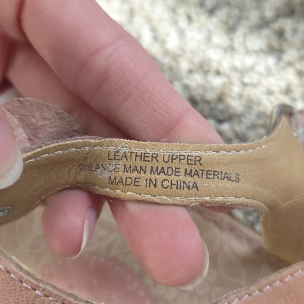 B.O.C.‎ Women's BOC Born Concept Dusty Pink Thong Leather Flower Sandals Size 8 - Picture 3 of 9